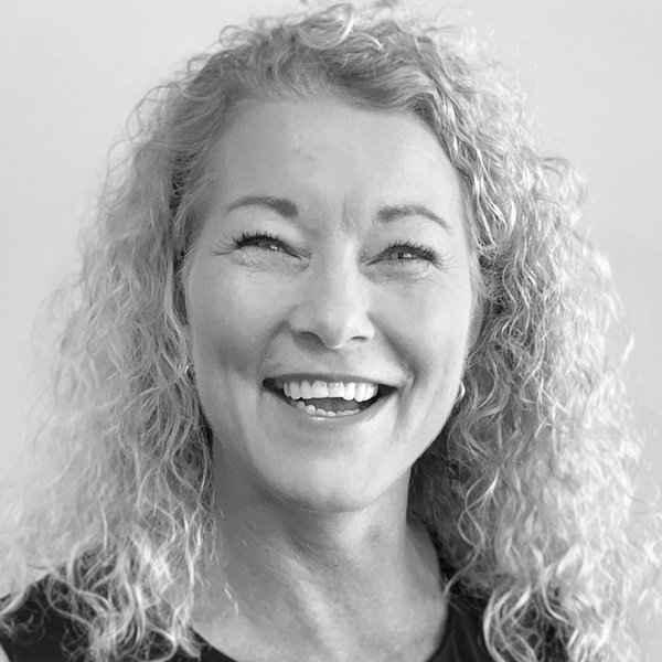 Team photos 600px 0011 Lynda Charlton