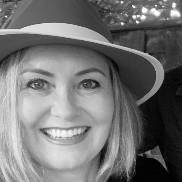 Team photos 600px 0025 Lisa Warner