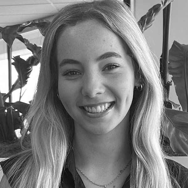 Team photos 600px 0033 Rose Stringer