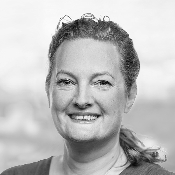 Victoria Spackman Monochrome v2